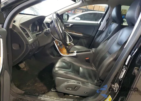 2017 Volvo Xc60 T5 Inscription z USA, uszkodzony, nr VIN YV440MRU1H2150145